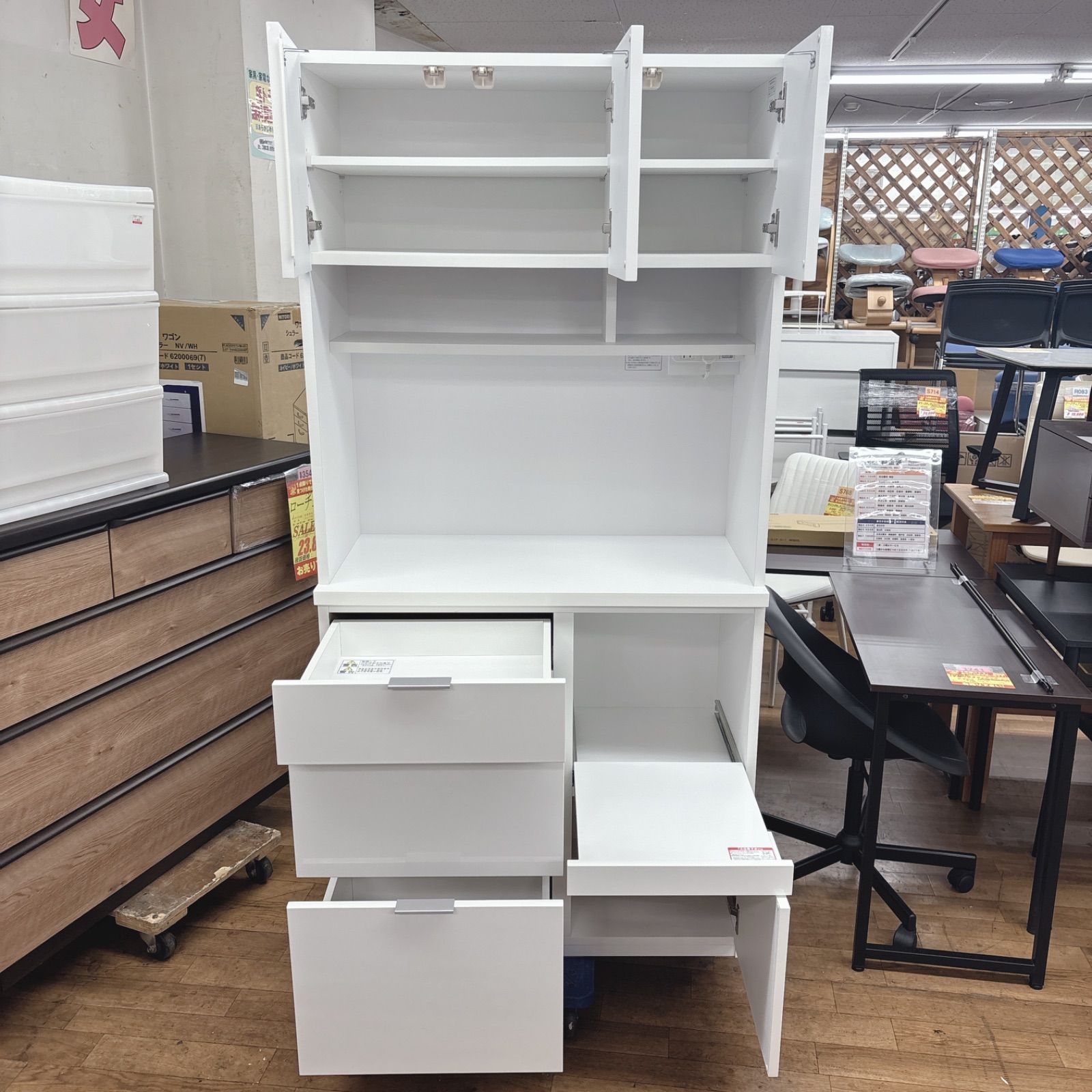 I625 ? 名古屋市近郊配送設置無料！ NITORI キッチンボード 食器棚 