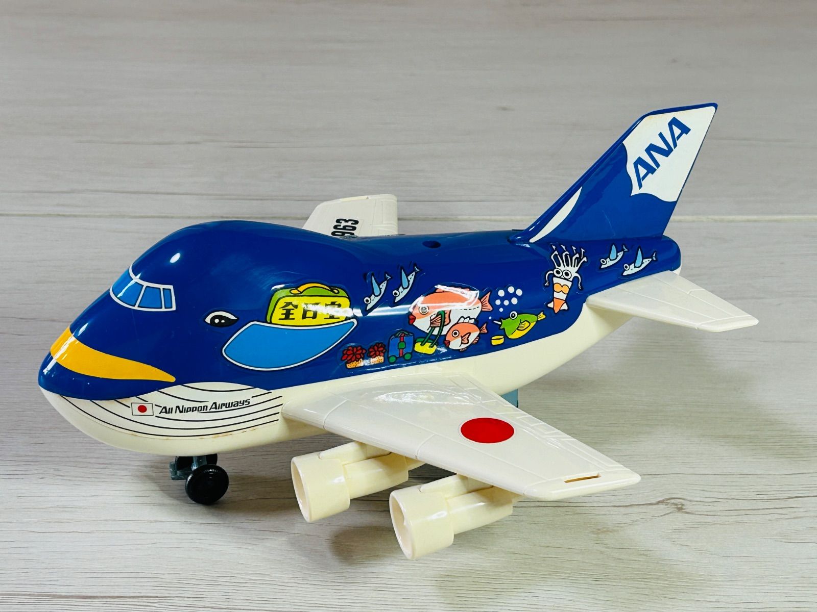 全日空 ANA ボーイング747-400 JA8963 マリンジャンボ 箱付き クジラ柄