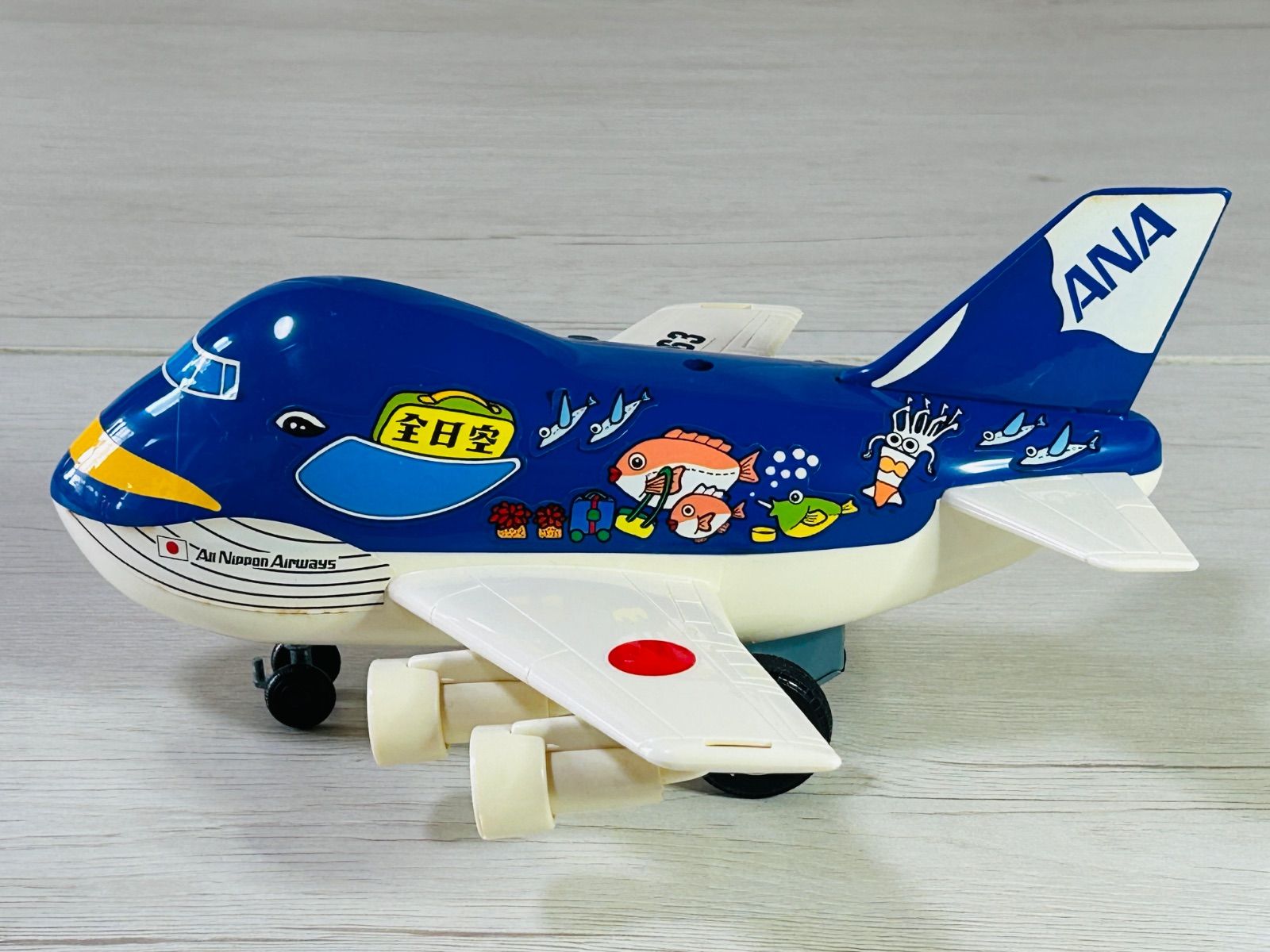 全日空 ANA ボーイング747-400 JA8963 マリンジャンボ 箱付き クジラ柄