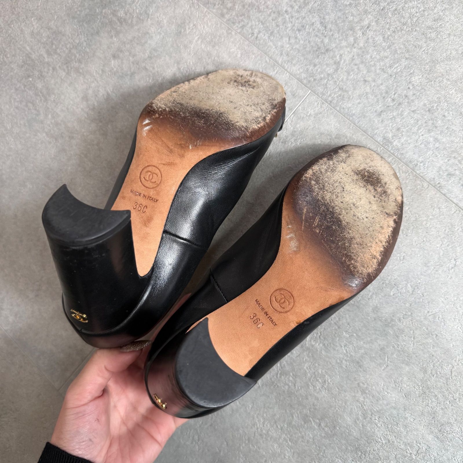 CHANEL シャネル ココマーク チェーンパンプス レザー ブラック 黒 36C