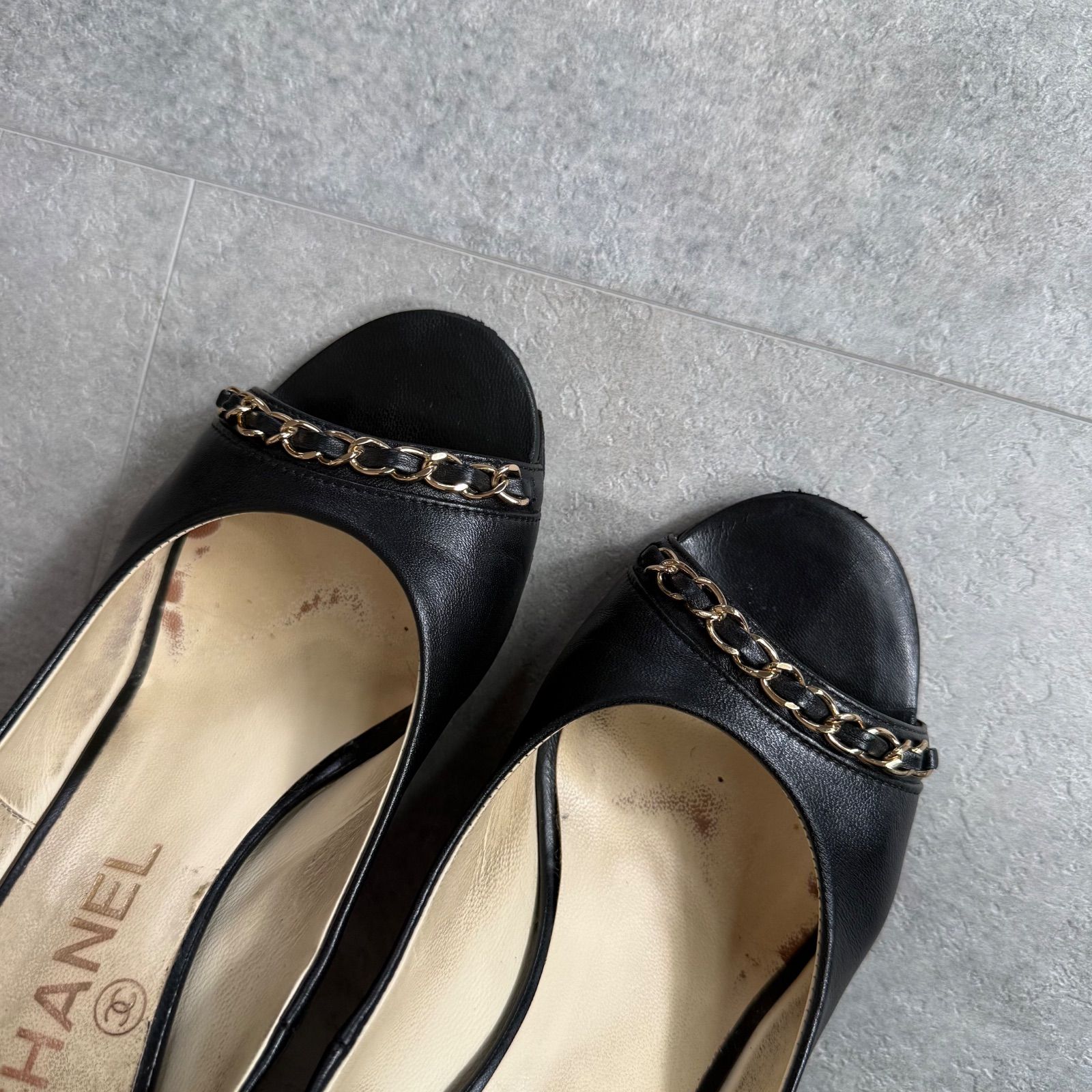 CHANEL シャネル ココマーク チェーンパンプス レザー ブラック 黒 36C