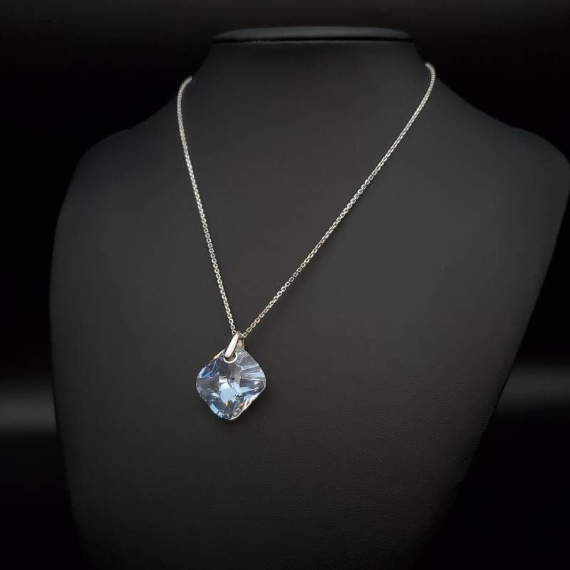美品 SWAROVSKI スワロフスキー ネックレス ペンダント スクエア 