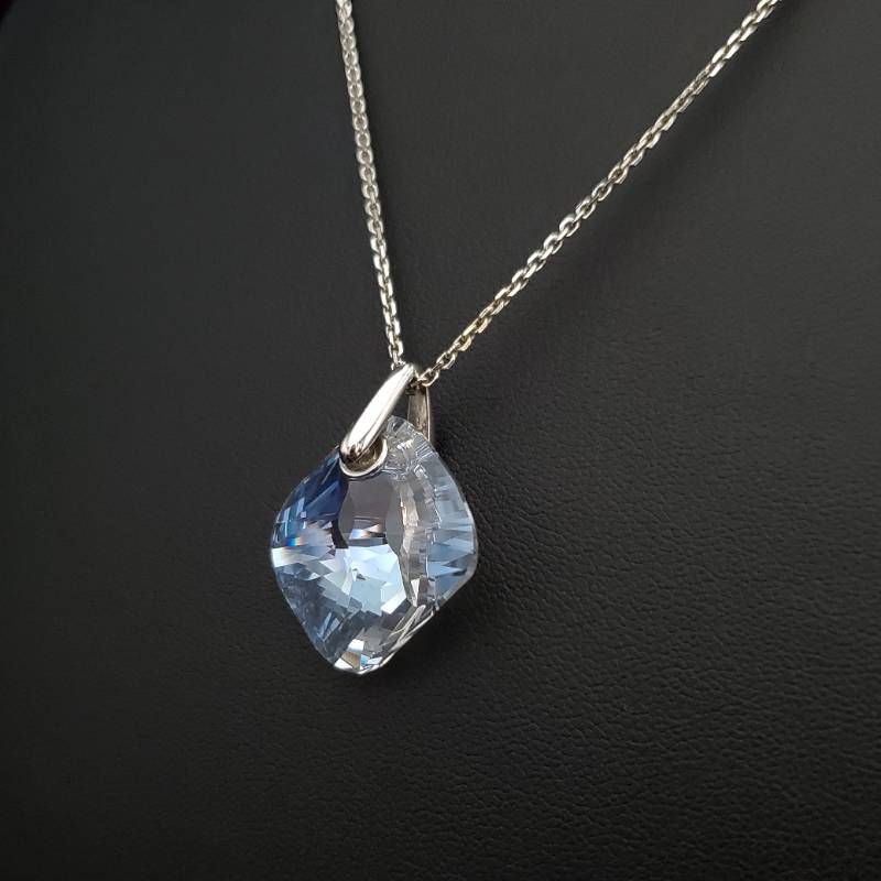 美品 SWAROVSKI スワロフスキー ネックレス ペンダント スクエア 