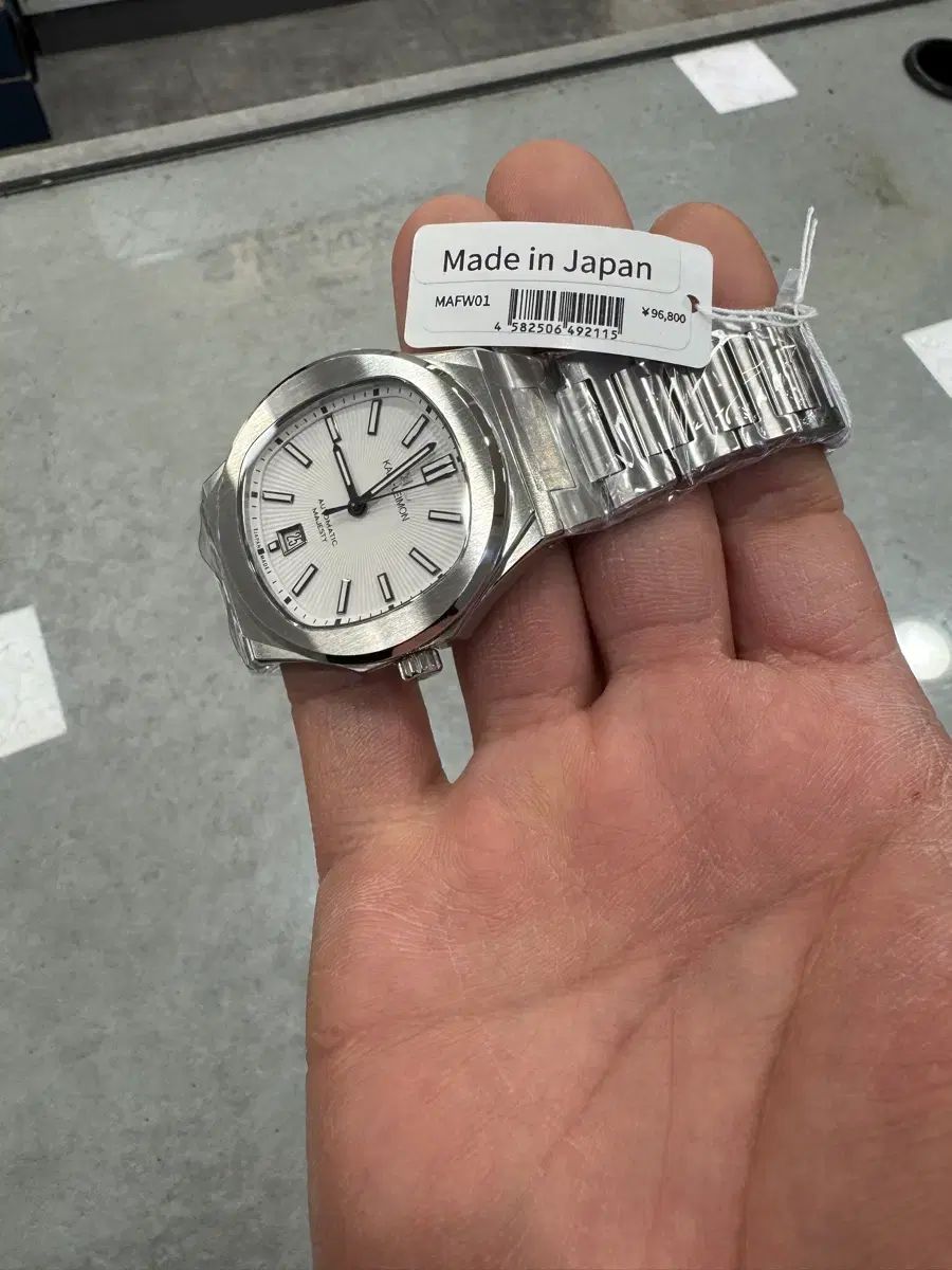 カルレイモン Majestic オートメティック 日本 マイクロブランド