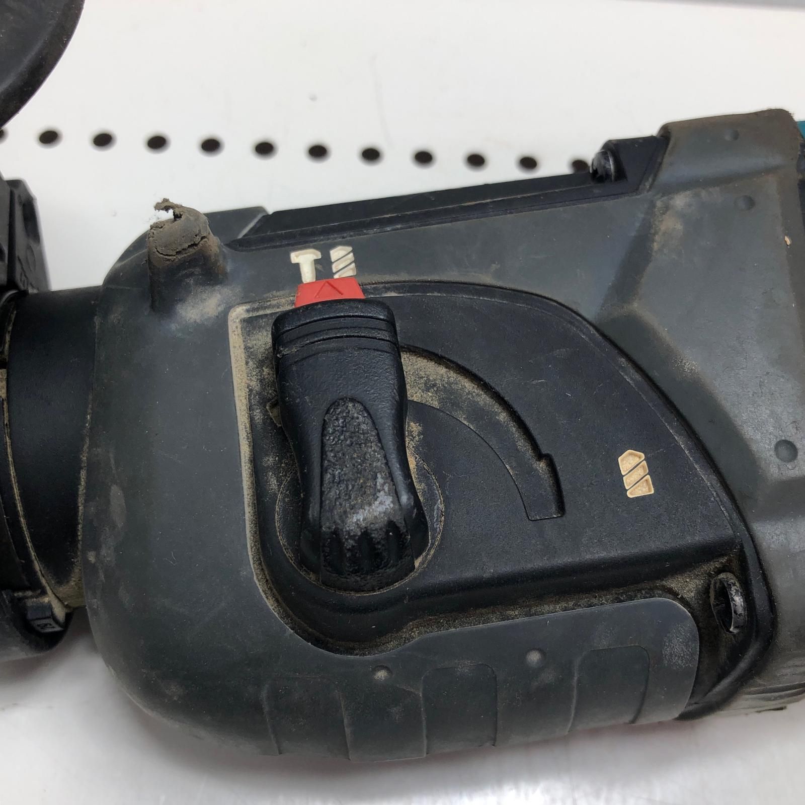 マキタ　中古　22mmハンマドリル　HR2230 MAKITA 22mm ハンマドリル HR2230 - メルカリ