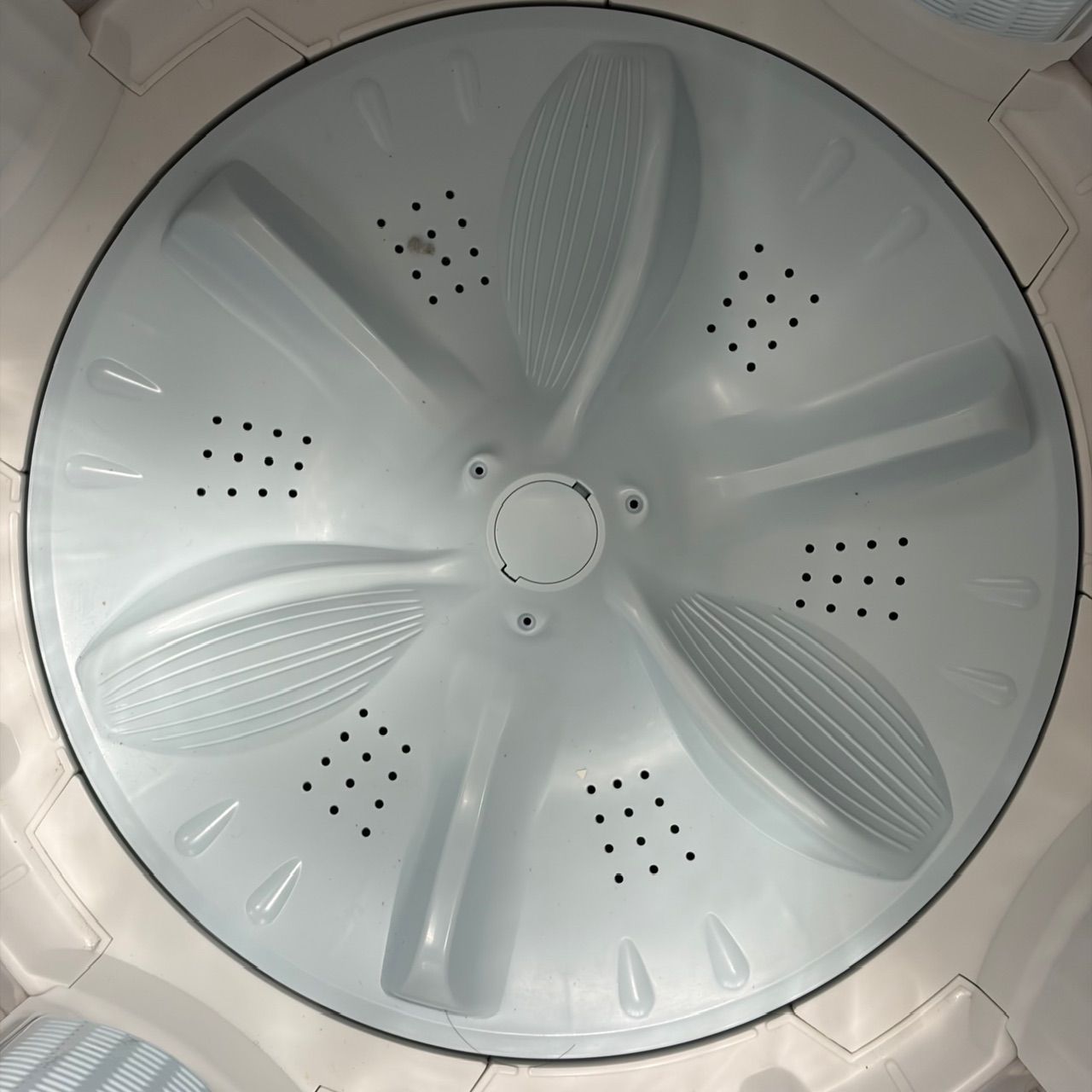 2022年製/動作確認済】東芝TOSHIBA全自動洗濯機6kg AW-6GA2 Wシャワー 