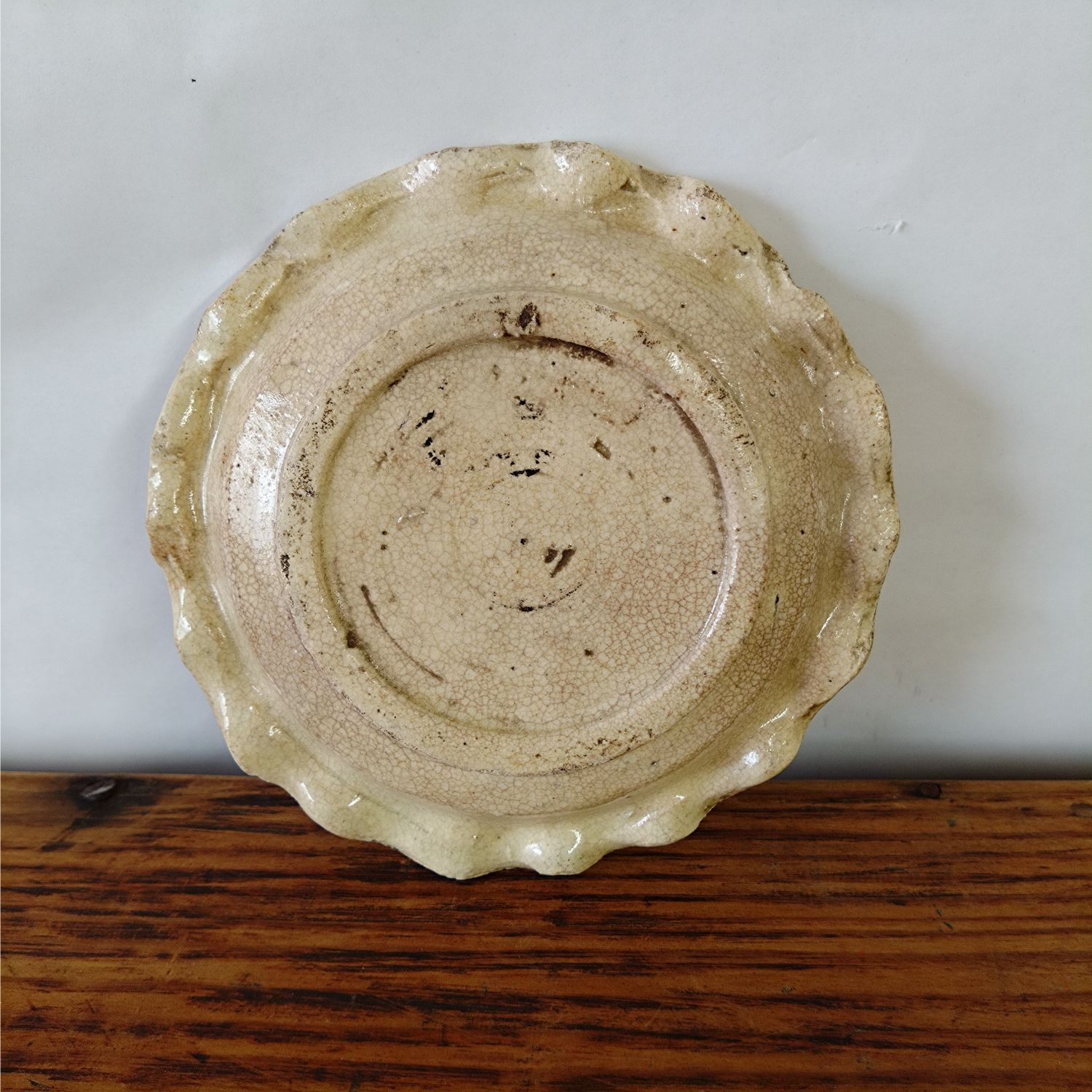 江戸中期 御深井焼（おふけやき）灰釉 輪花 ひだ皿 菊皿 4枚組 収納箱