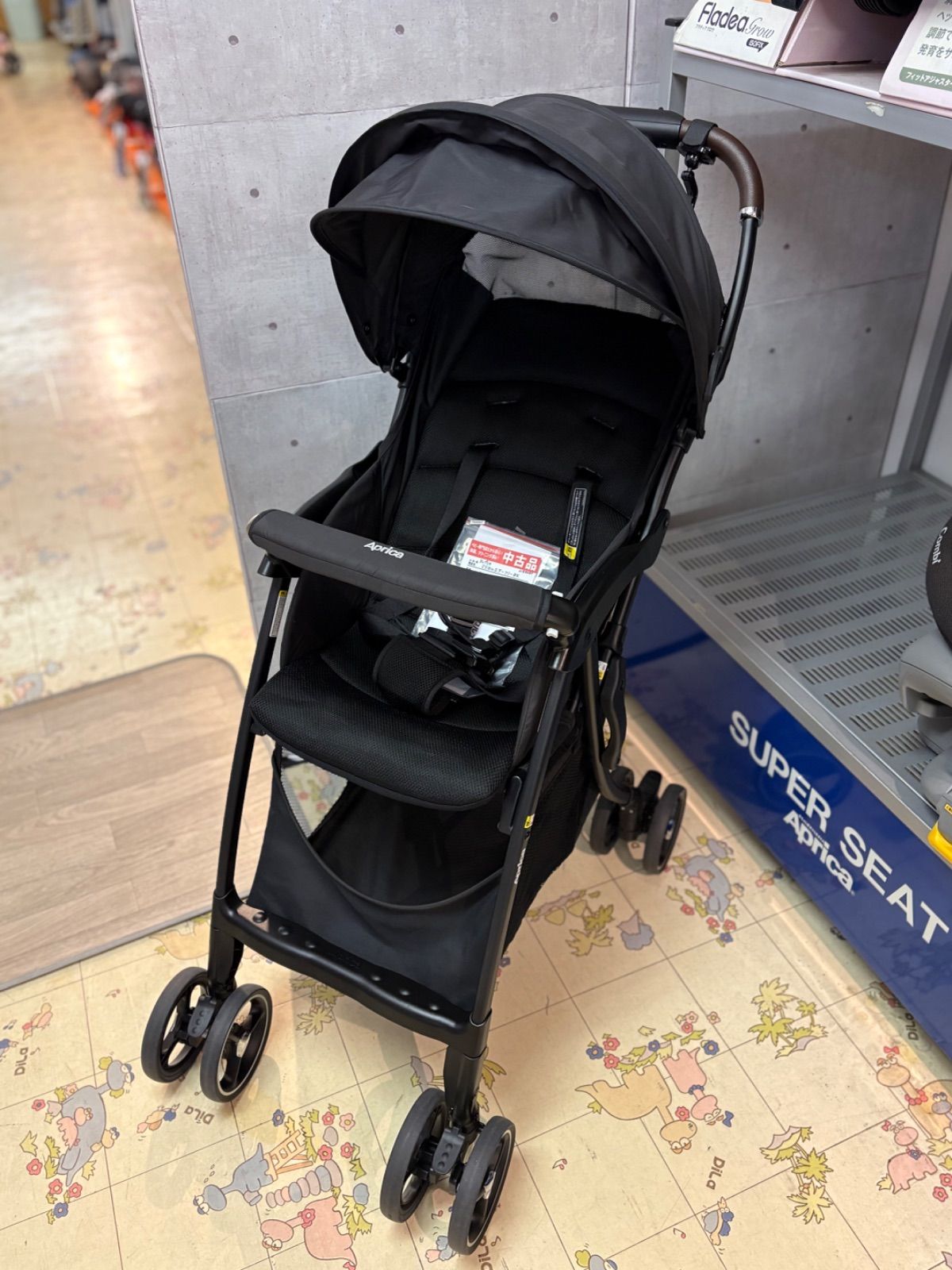 アップリカ マジカルエアーフリー ブラック BK 009353 高温スチーム洗浄 除菌完了品