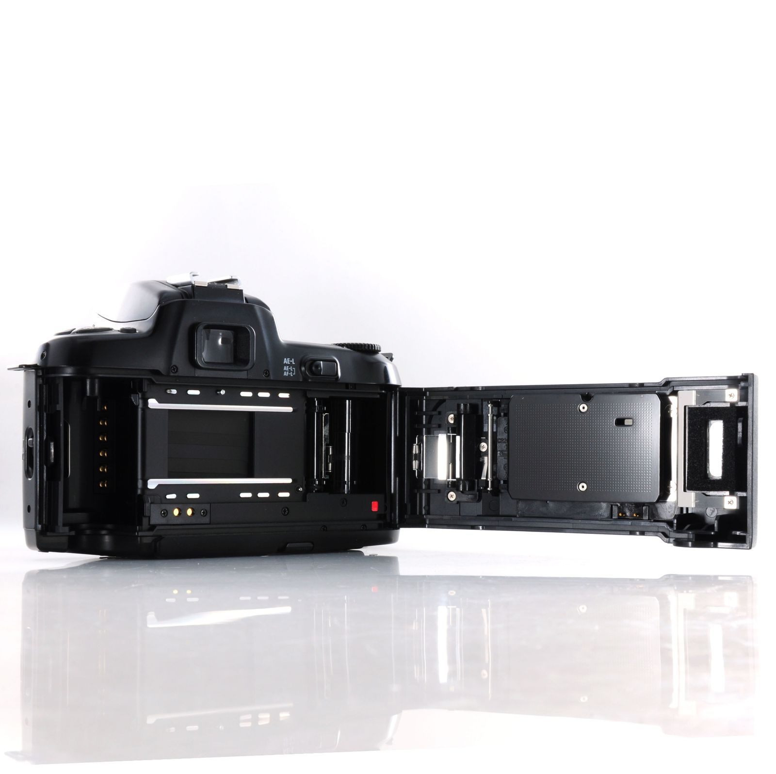 ニコン】Nikon F-601 QUARTZ DATE フィルム一眼レフ ボディ #R955a