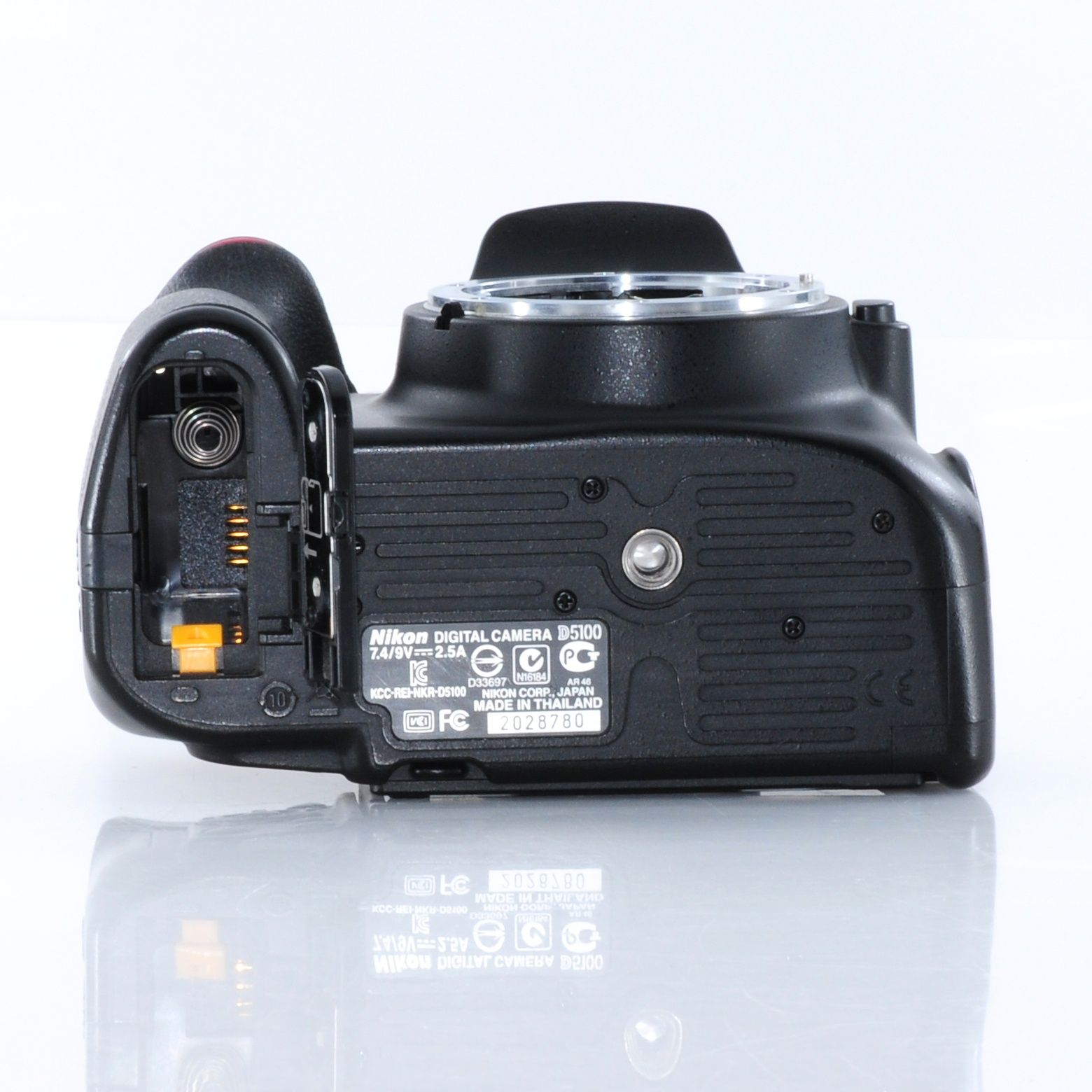 マニュアルで使用する方必見価格！【ニコン】Nikon D5100 デジタル一眼 