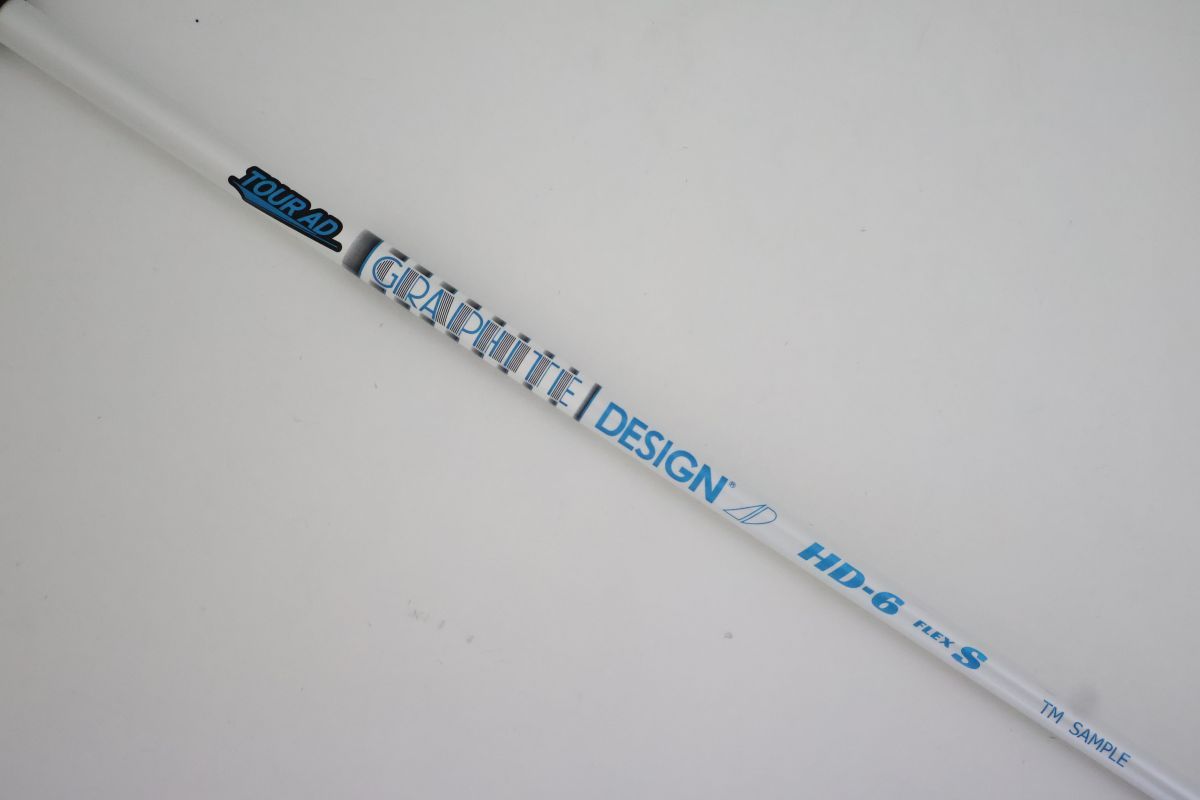 ○訳有激安！テーラーメイド ドライバー用スリーブ付き！グラファイト