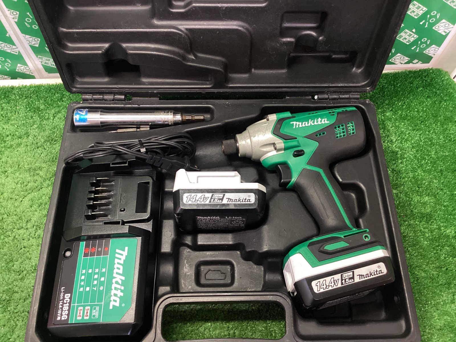 makita(マキタ) 14.4vDIY充電式インパクトドライバ (フルセット 