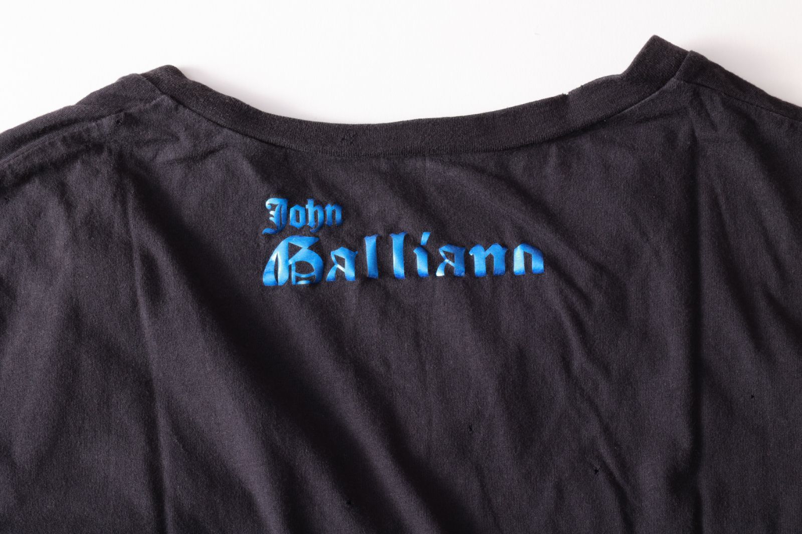 名作☆新品未使用 galliano ジョンガリアーノ VネックプリントTシャツ 