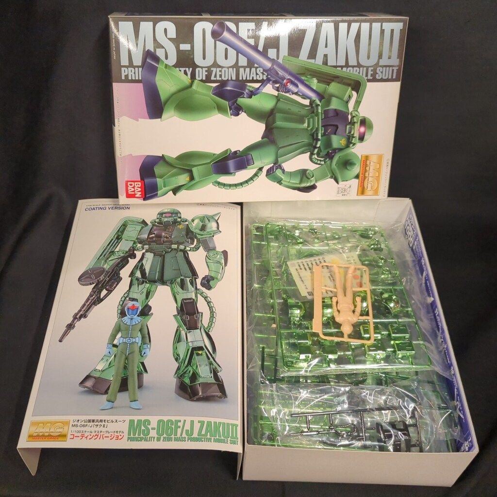 MGガンダムプラモデル1/100スケールマスターグレードモデル ザク
