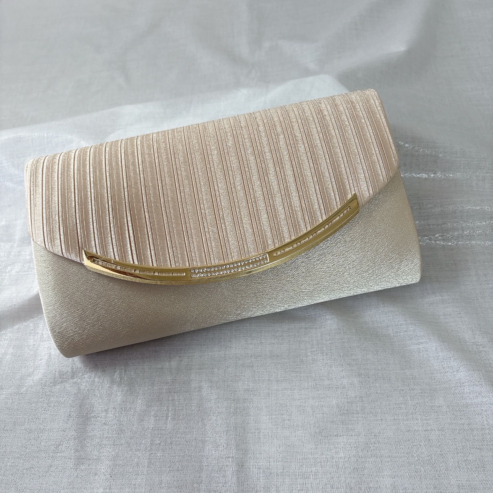 新品 未使用 タグ付き チェーンバッグ クラッチバッグ パーティー 