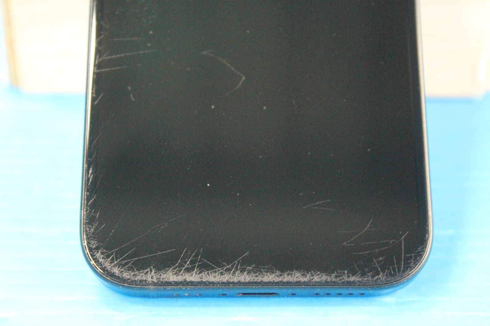 Apple iPhone 15 128GB ブラック [MTMH3J/A] SIMフリー / バッテリー最大容量100% - メルカリ