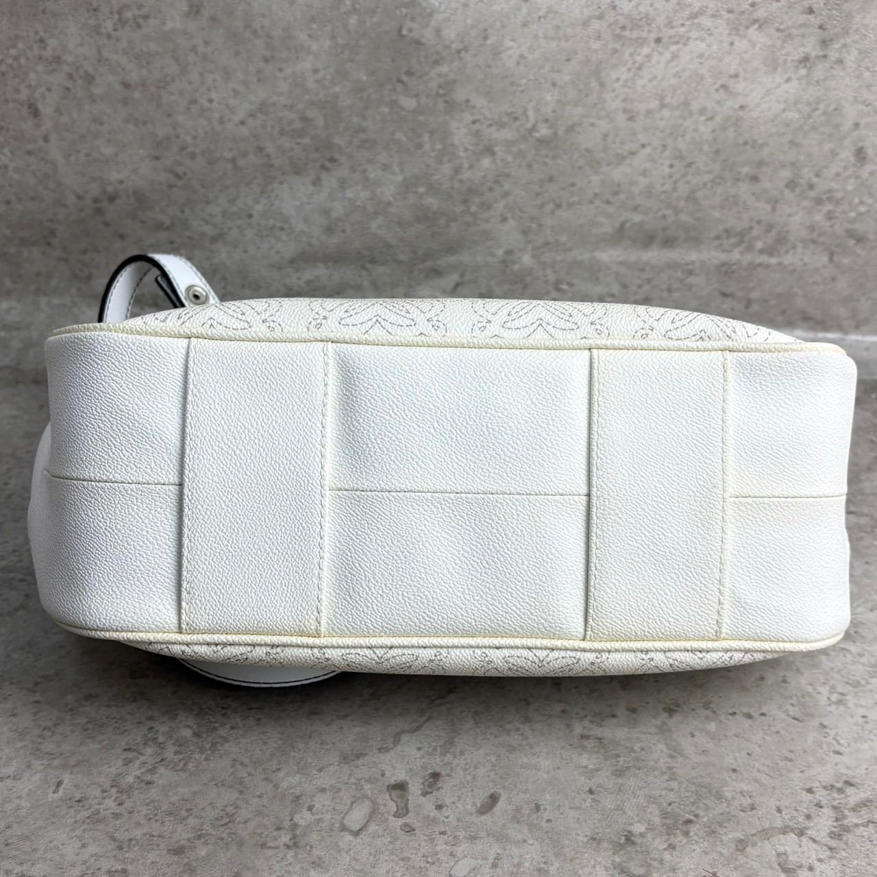 ✨格安✨ LOEWE ロエベ 2way ショルダーバッグ トートバッグ ✨格安✨ LOEWE ロエベ 2way ショルダーバッグ トートバッグ