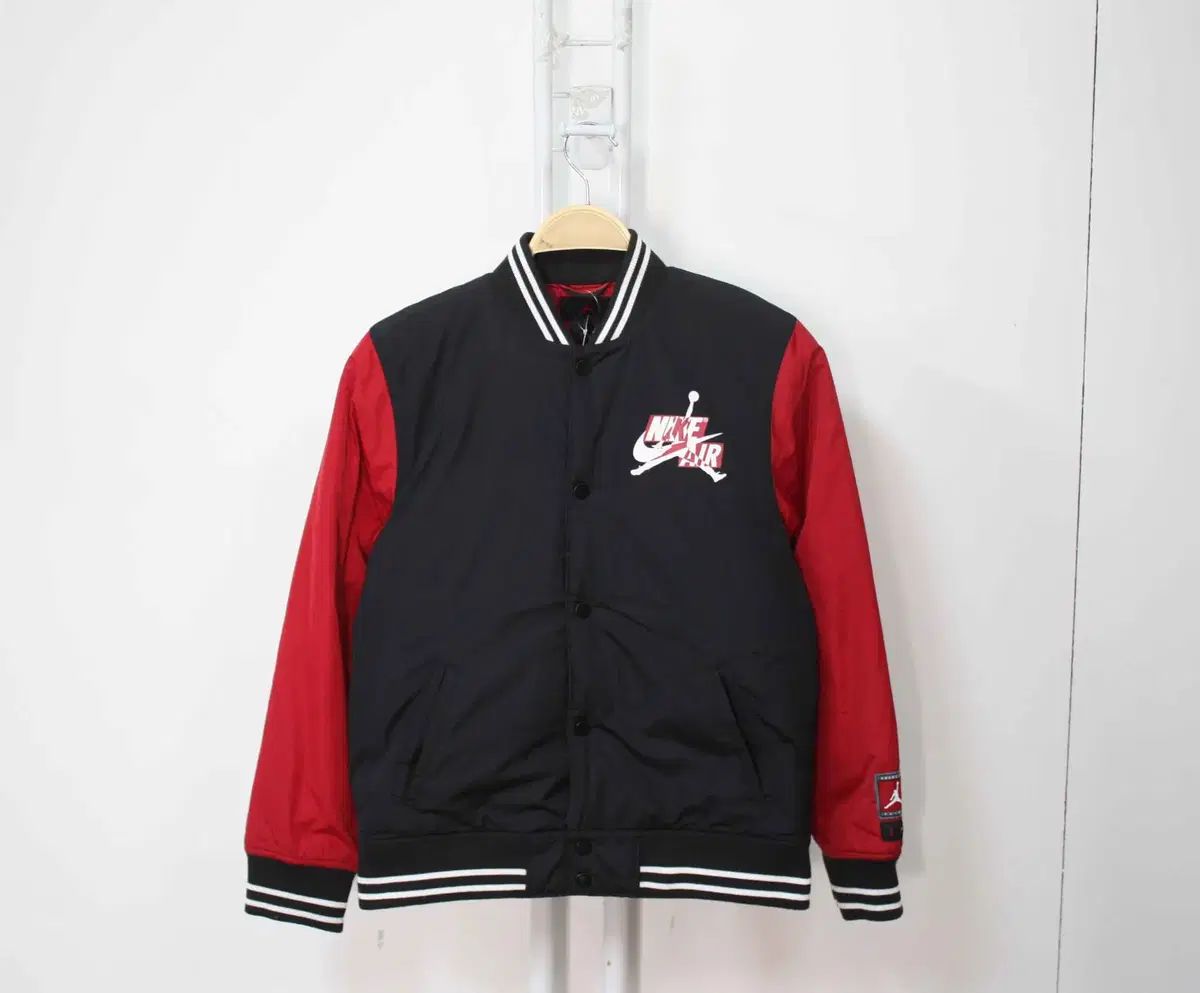 W-4090/ナイキ 正規品 男の子用 ジョーダン アウター 12-13Y