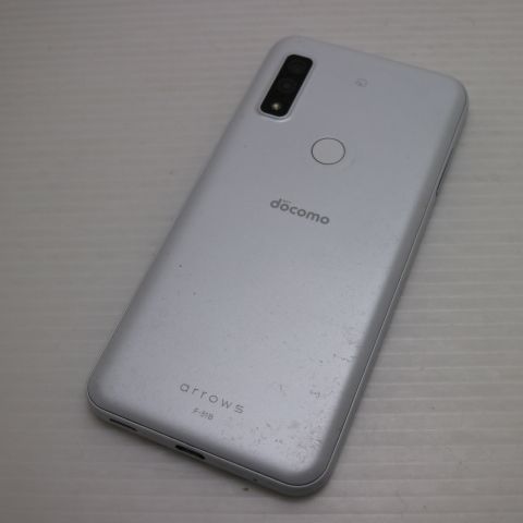 美品 F-51B arrows We ホワイト スマホ 白ロム 本体 即日発送 土日祝