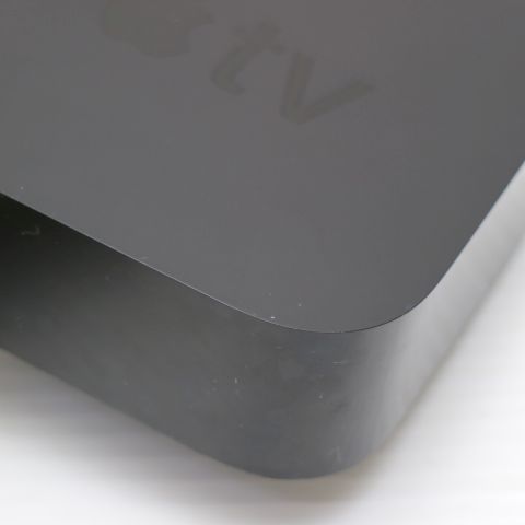 APPLE 第四世代 TV 64GB MLNC2J/A (黒) Apple ○Apple アップルTV 第4