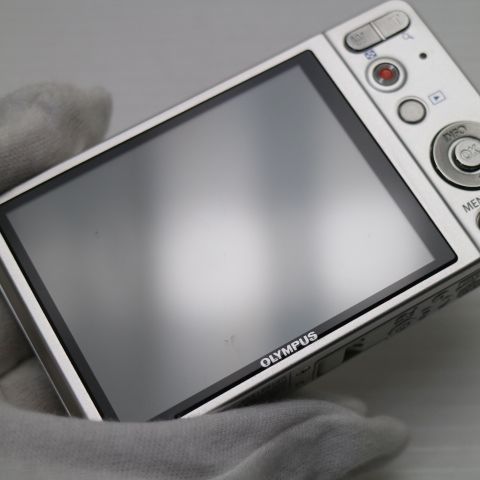 美品 VG-140 シルバー 即日発送 OLYMPUS デジカメ デジタルカメラ 本体