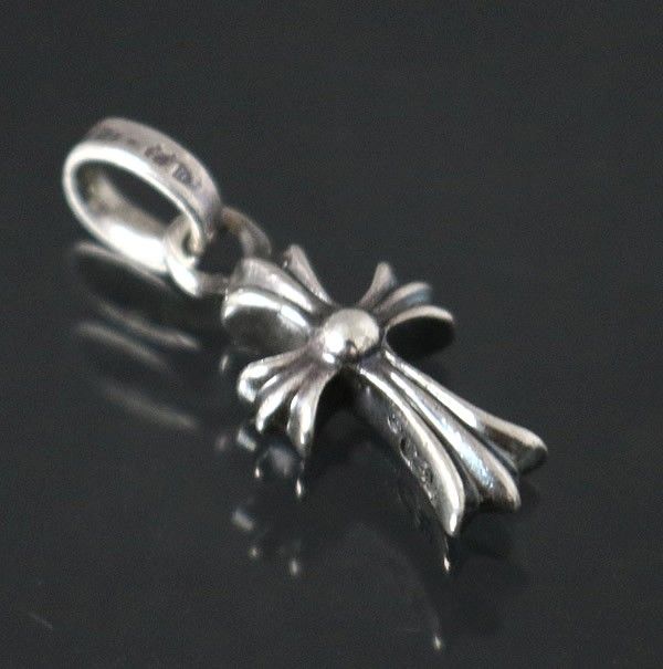 CHROME HEARTS 銀座店 クロムハーツ ベイビーファットクロス パヴェ