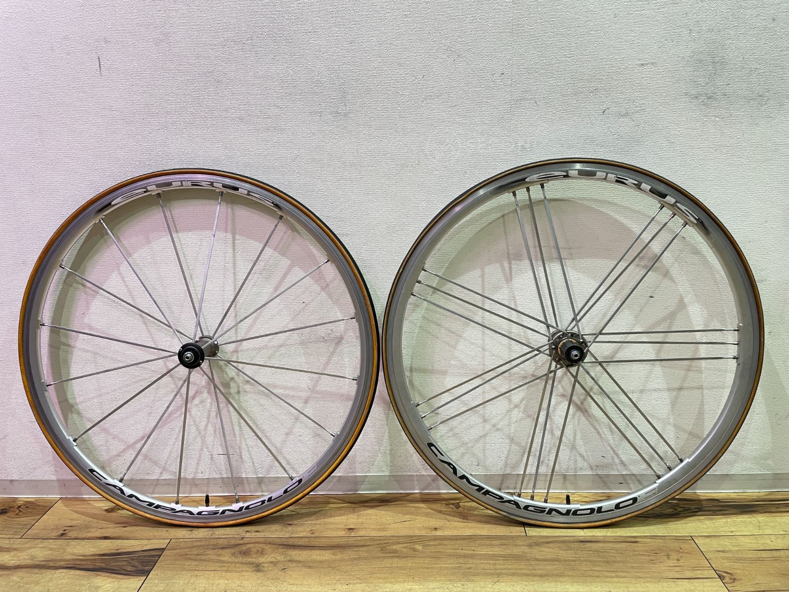 □USED□Campagnolo カンパニョーロ EURUS ユーラス F:900g R:1300g