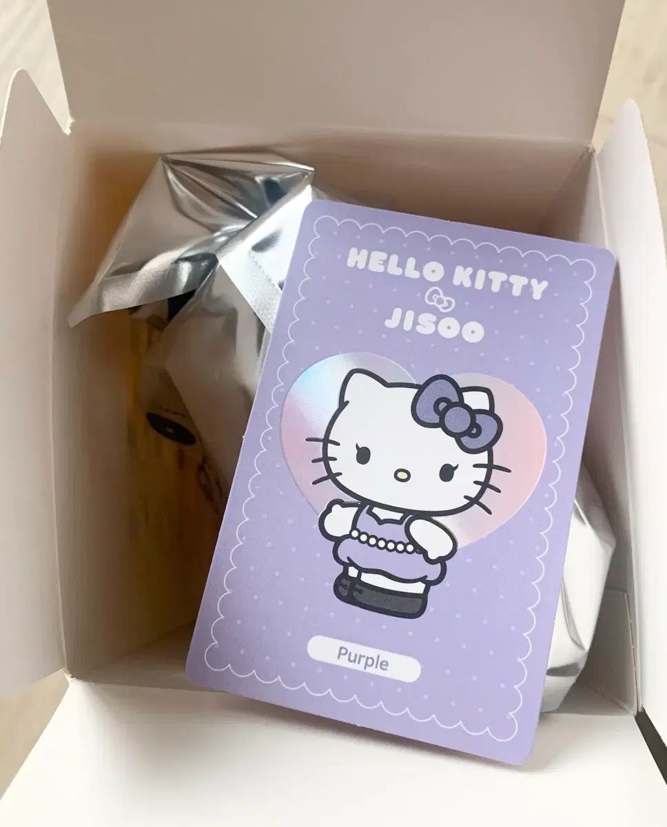 ハローキティ ジス(JISOO) コラボ キーホルダー ハローキティ