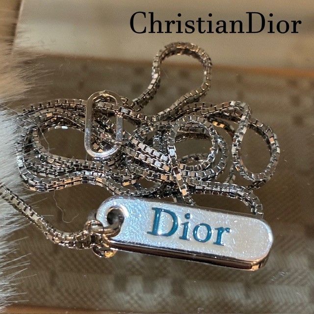 美品】Dior ロゴ プレート ネックレス 水色 未使用 ディオール 