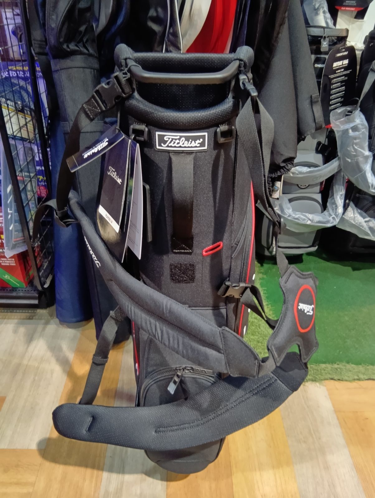 ブラック|レッド|ホワイト