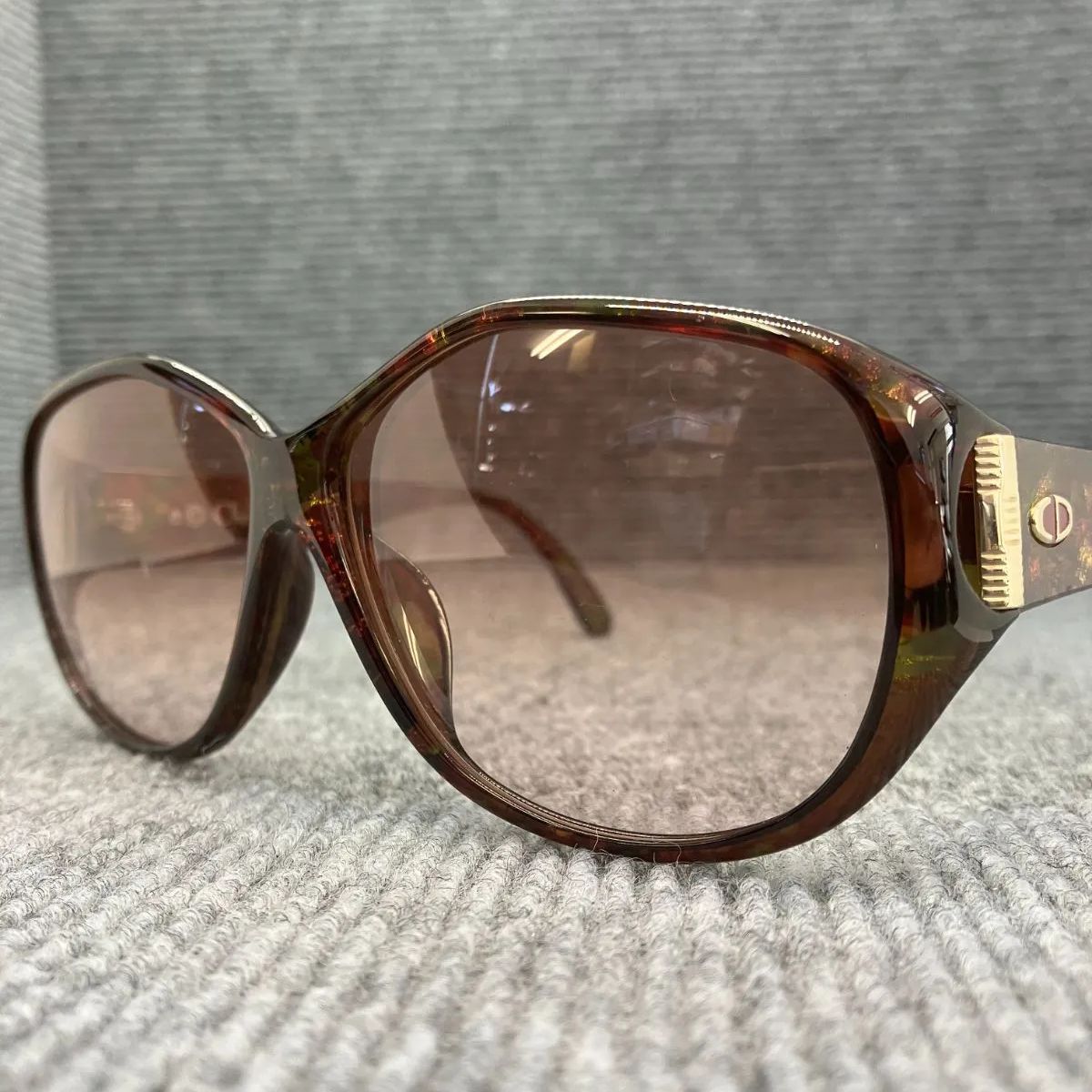 Christian Dior　ディオール　サングラス　2497A80　0864
