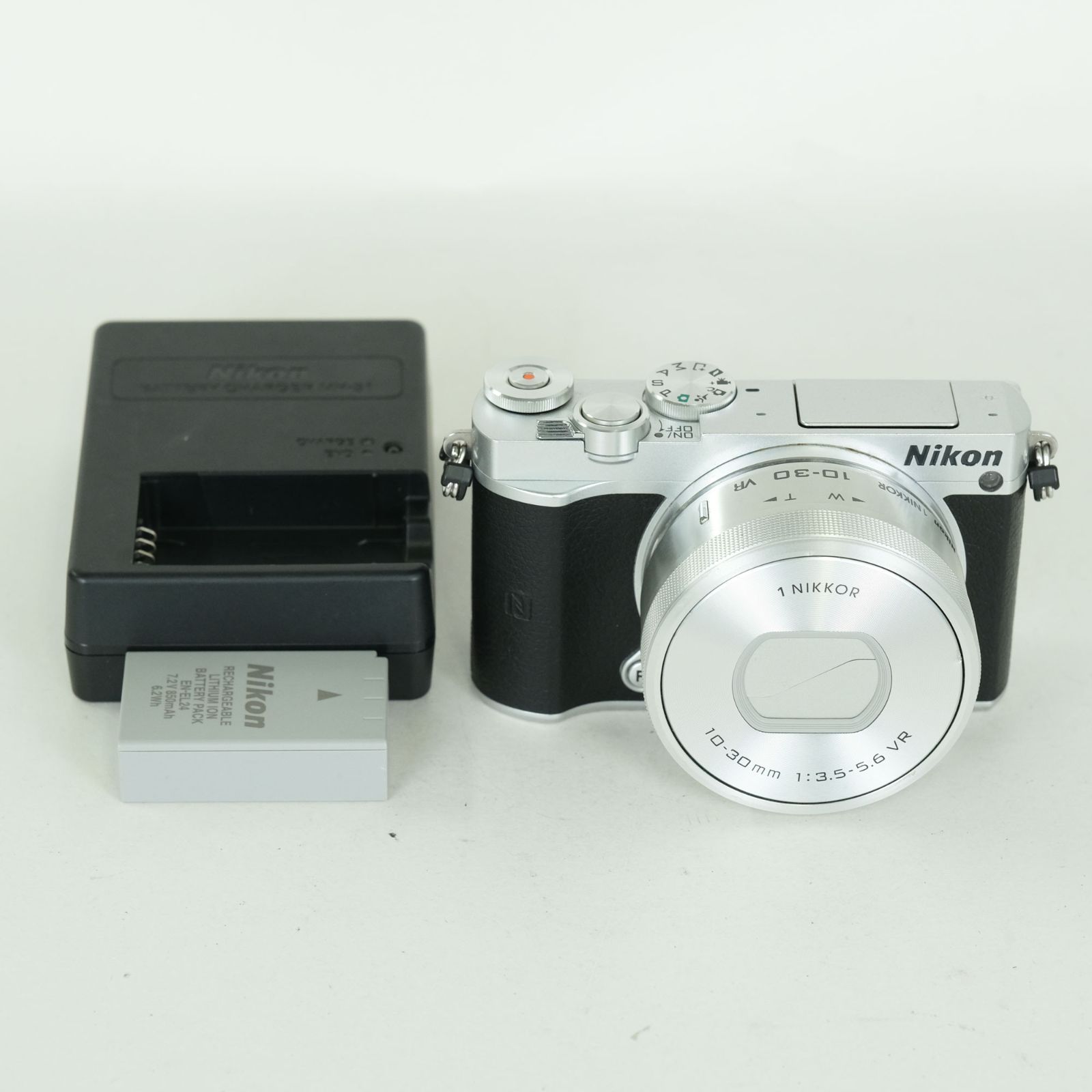 難あり品 | シャッター数2,718回] Nikon Nikon1 J5 標準パワーズーム 