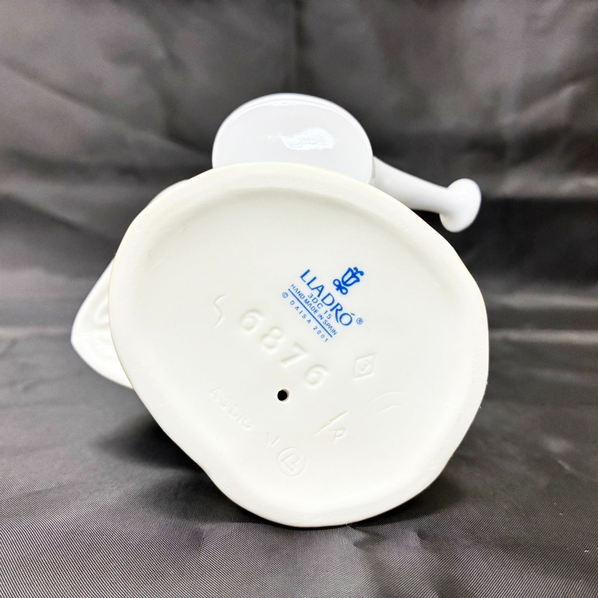 ポーセリン 磁器