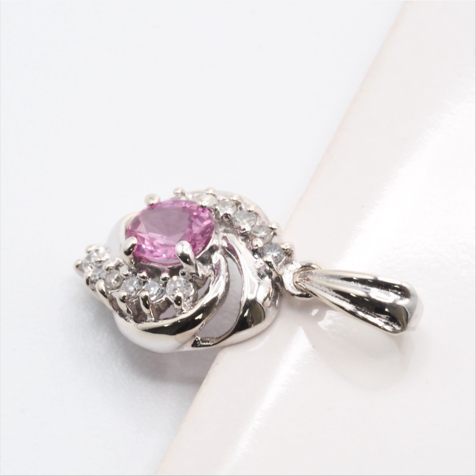 K14 天然 ピンクサファイア ペンダント トップ S0. 32ct D0.10ct WG 