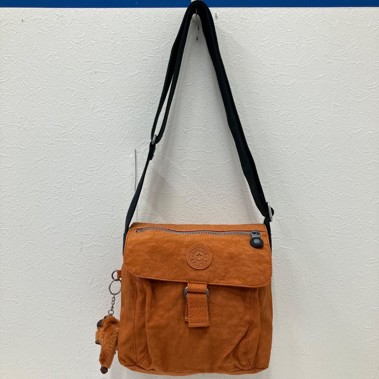 9590 Kipling KIPLING キプリング ショルダーバッグ オレンジ 黒 