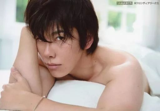 【中古】生写真(男性) 佐藤拓也/横型・バストアップ・裸・腹ばい/「『やれます!』presents 佐藤拓也バースデーイベント2017」グッズセット特典ブロマイド