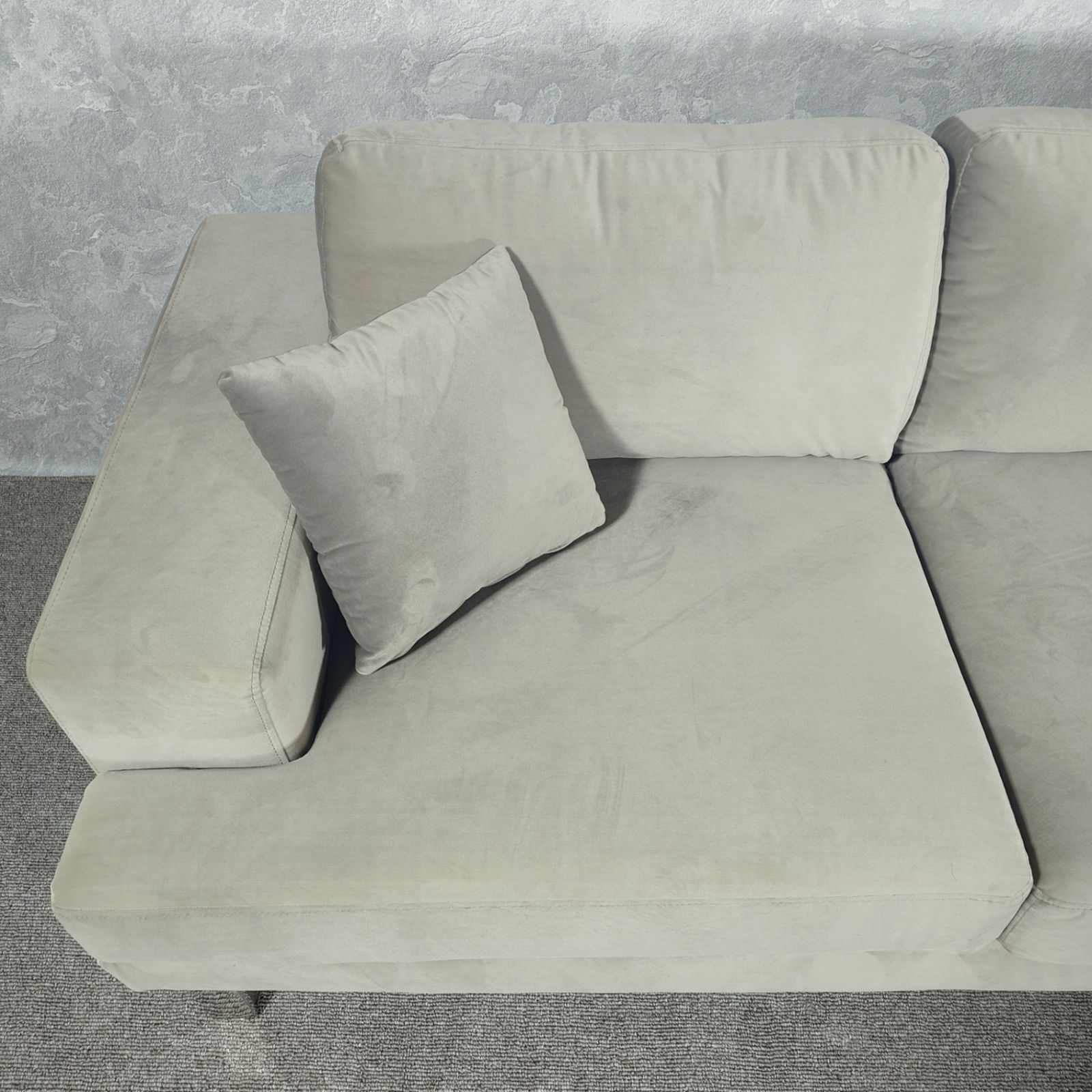 グイロベルベッド ソファ