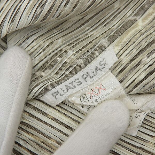 トップス 美品 プリーツプリーズ ノースリーブトップス PLEATS PLEASE