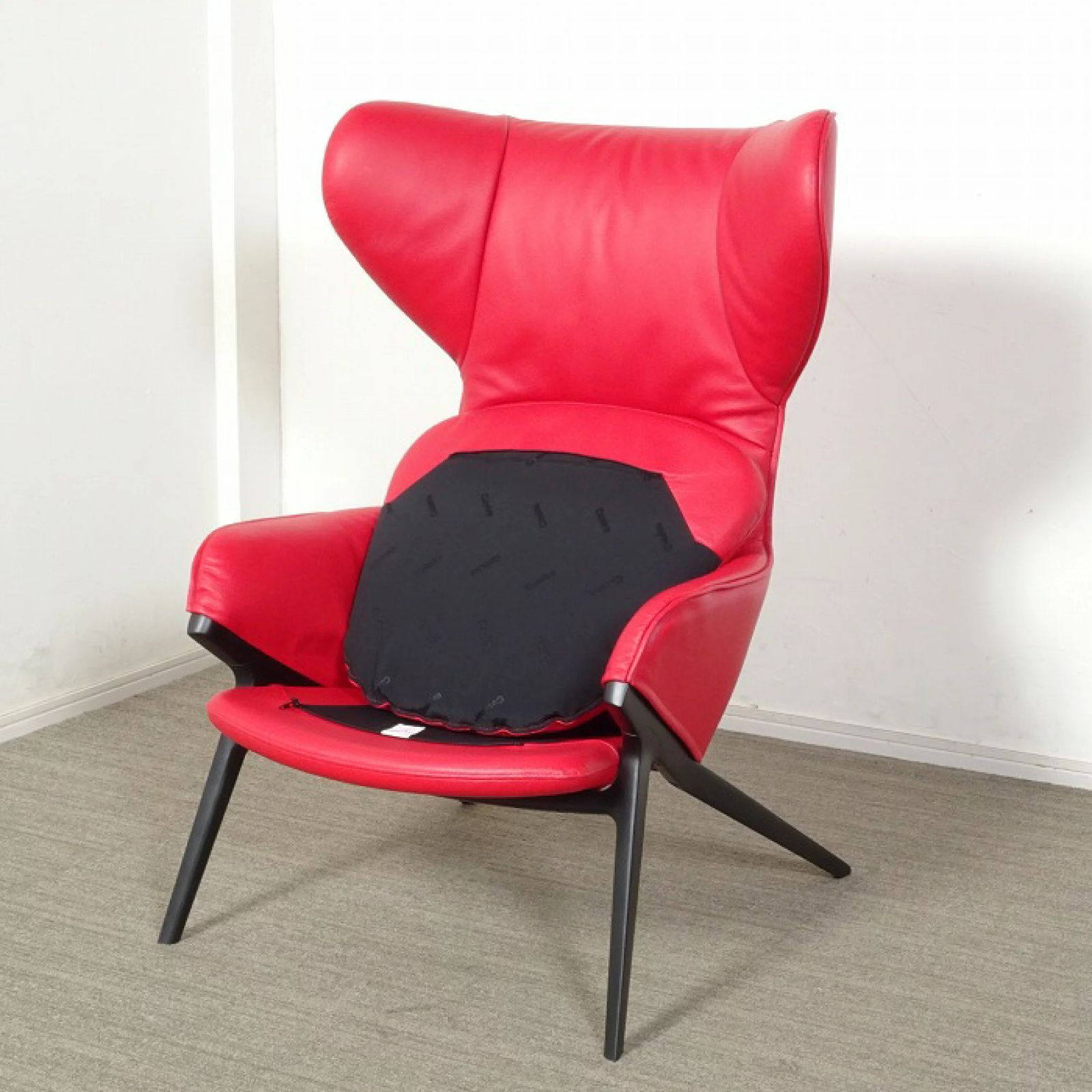 ◾︎SELUNO◾︎ 【展示超美品】Cassina カッシーナ 395 P22 ラウンジ