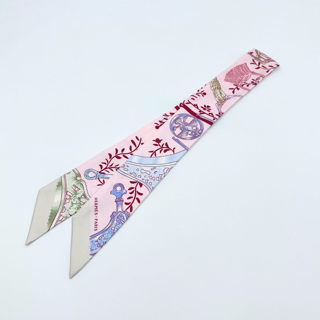 極美品】Hermes 鎧 remix シルク ツイリー - Mercari