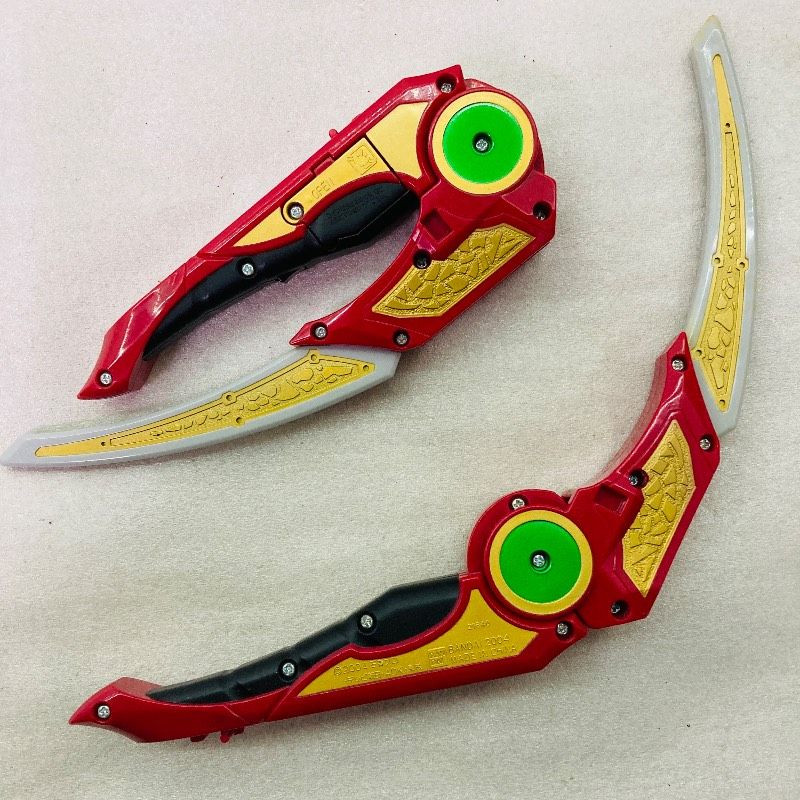 【中古】仮面ライダーブレイド DX醒鎌 ワイルドスラッシャー 音声確認済み】BANDAI 仮面ライダー剣(ブレイド) DX醒鎌ワイルド