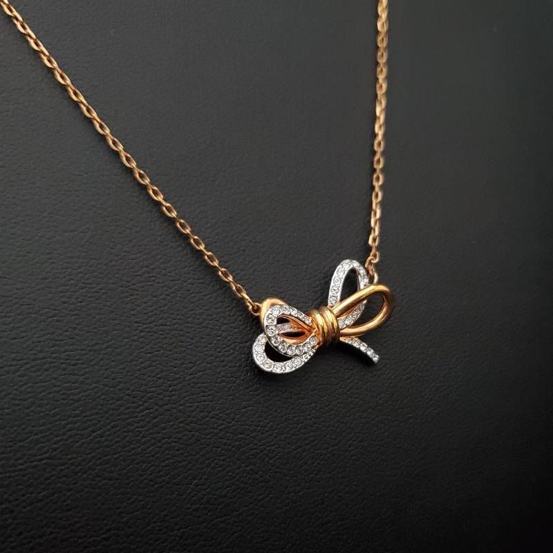 美品 SWAROVSKI Lifelong Bow スワロフスキー ペンダント ネックレス 