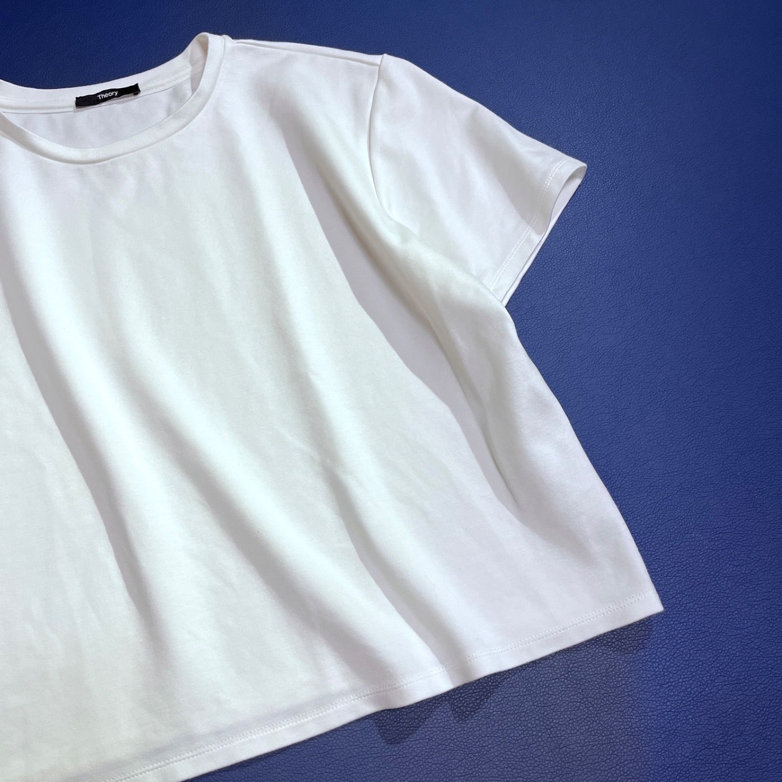 cX17 Theory 2025SS クロップド丈カットソー Tシャツ クルーネック やや厚手 ハーフスリーブ 半袖 シンプル クロップド丈 ショート丈 ホワイト 白 theory セオリー cX17 Theory 2025SS クロップド丈カットソー Tシャツ クルーネック