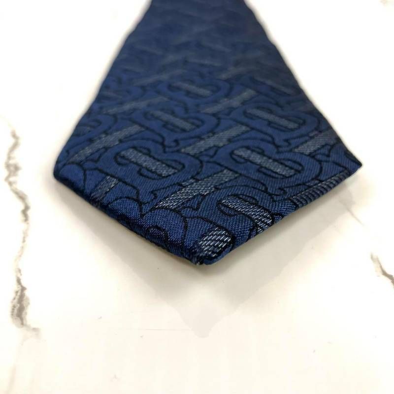 未使用に近い 現行モデル BURBERRY バーバリー ネクタイ TBモノグラム