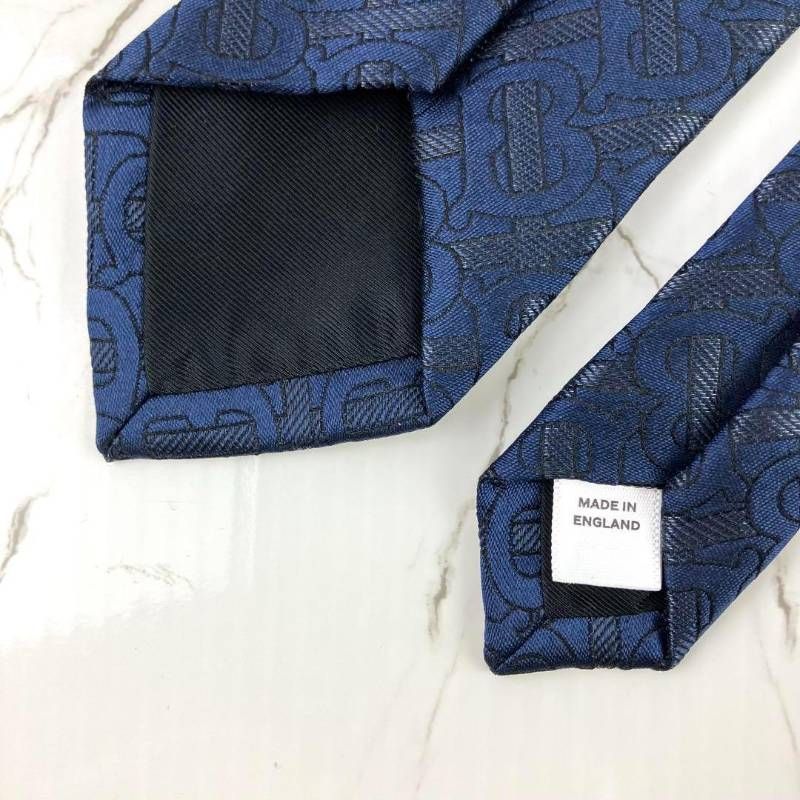 未使用に近い 現行モデル BURBERRY バーバリー ネクタイ TBモノグラム