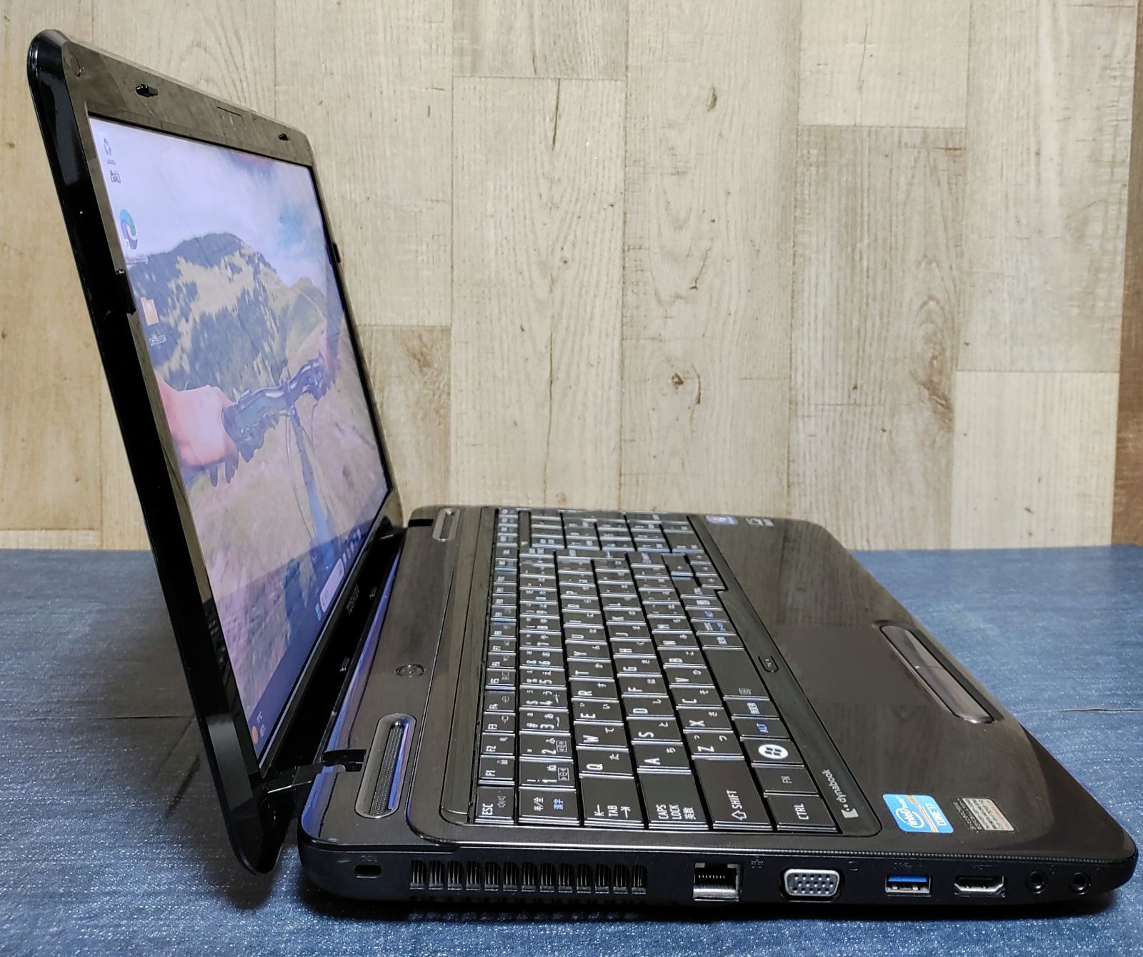 TOSHIBA dynabook Corei7 メモリ16GB SSD512GB 【公式通販】