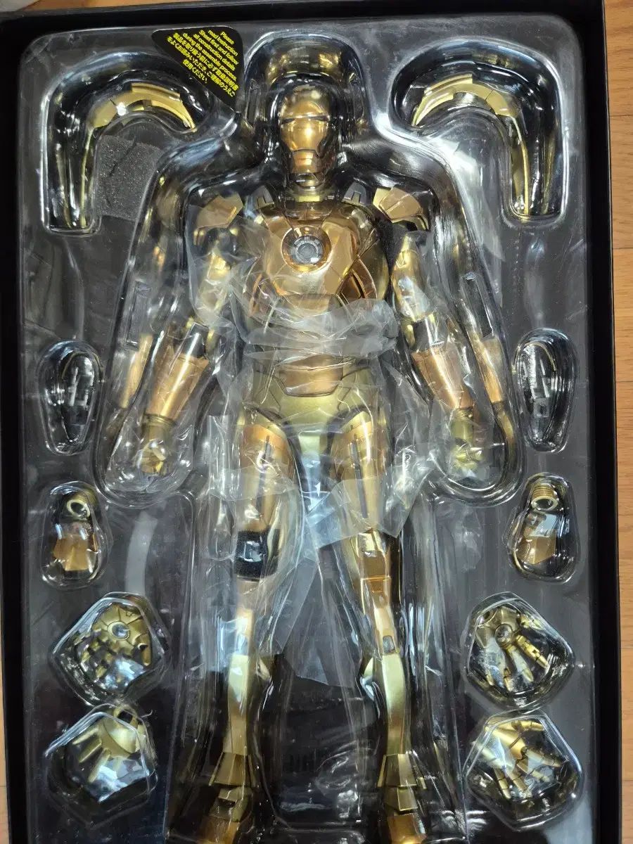 限定モデル ホットトイズ アイアンマン Mark XXI ミダス GOLDクロム