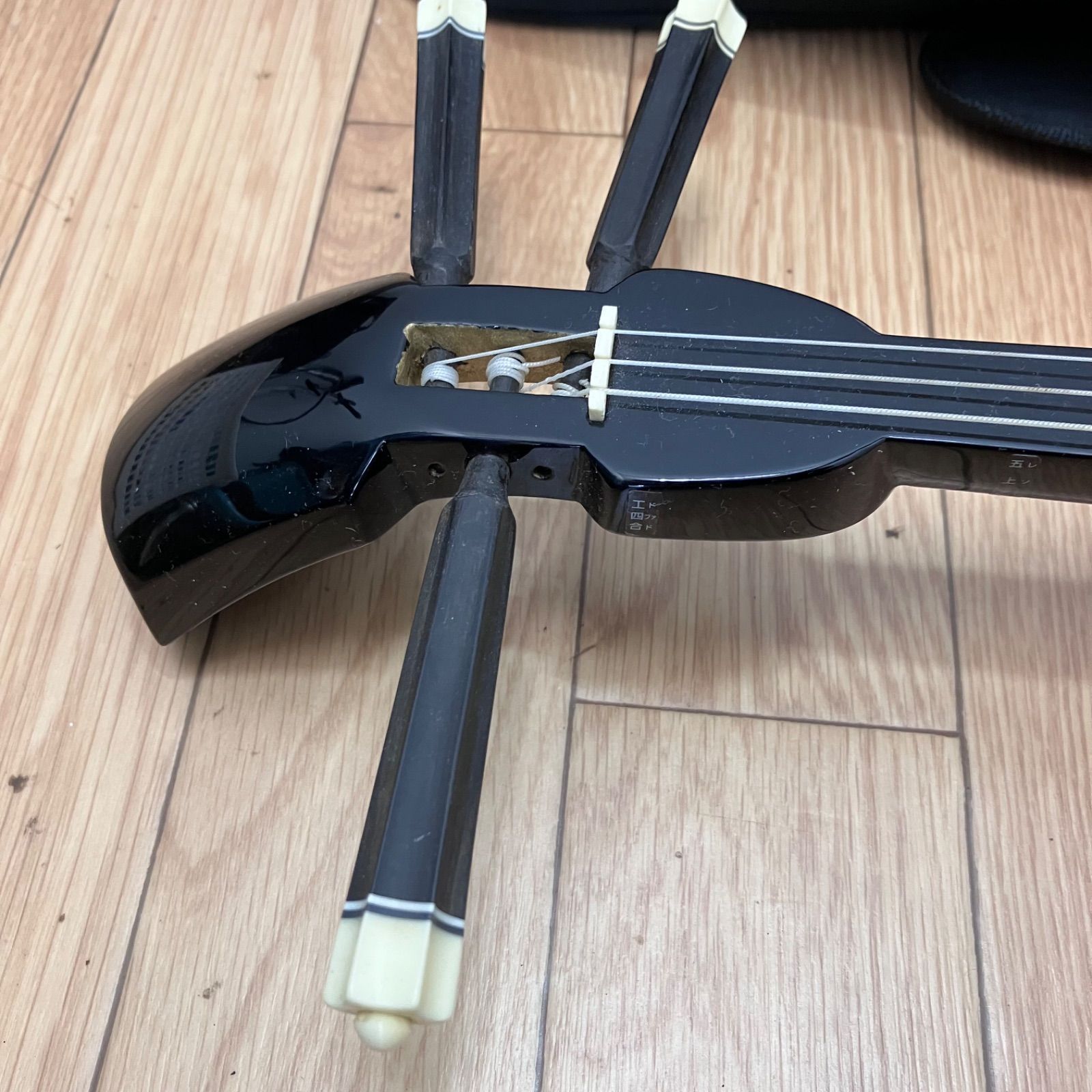 三線 ヘビ柄 専用ケース付き 【公式通販】