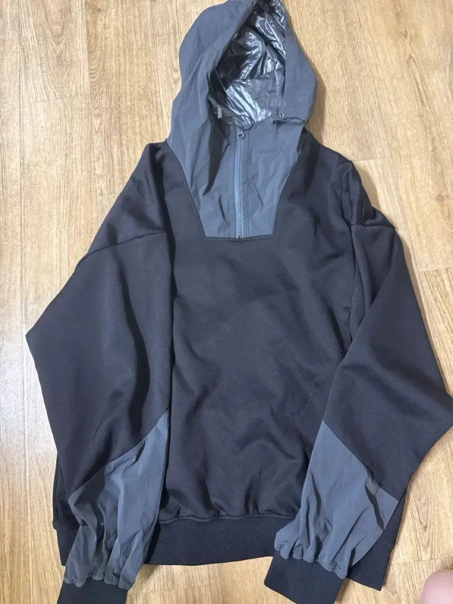 INSILENCE スポーティー ジャージ フード RUN