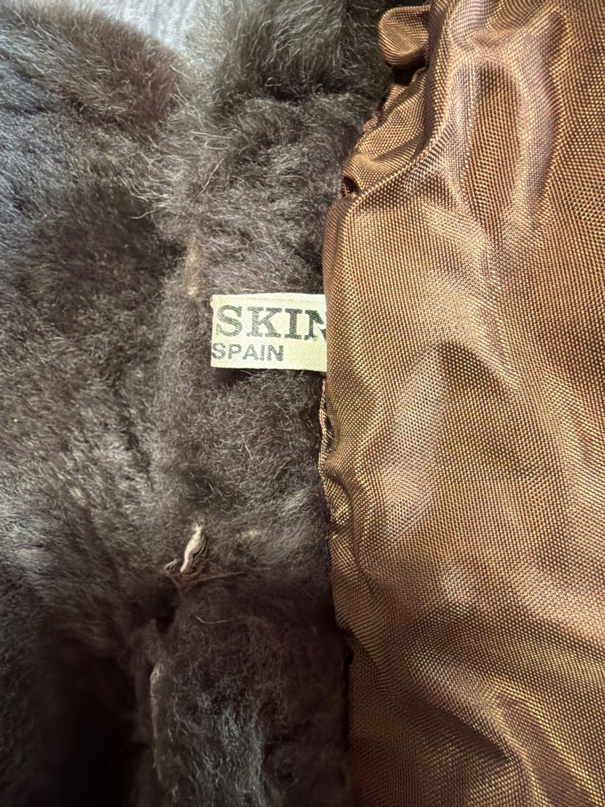 スペイン製 リアルムートン ポンチョ ケープ 羊革 毛皮 本革 ブラウン